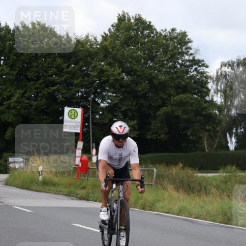 25.08.2024 - Elbe Triathlon Hamburg Fuchs,  Jonas http://msf.ph/oto/6865575 25.08.2024 10:09:35 Radfahren 477, 464, 459, 375, 534 meine-sportfotos.de