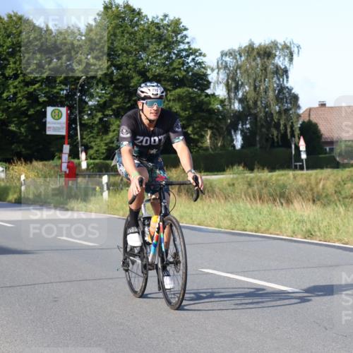 25.08.2024 - Elbe Triathlon Hamburg Fuchs,  Jonas http://msf.ph/oto/6865592 25.08.2024 09:24:21 Radfahren 97, 174, 295, 94, 420, 309, 186, 180 meine-sportfotos.de