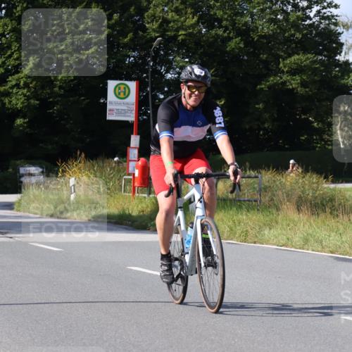 25.08.2024 - Elbe Triathlon Hamburg Fuchs,  Jonas http://msf.ph/oto/6865623 25.08.2024 10:54:04 Radfahren 1429, 1553, 1433, 734, 1521, 700, 760 meine-sportfotos.de