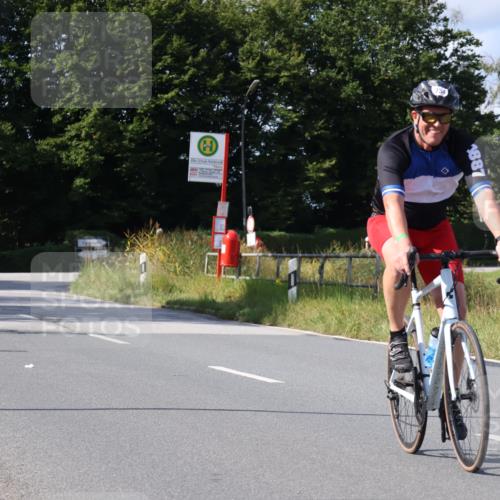 25.08.2024 - Elbe Triathlon Hamburg Fuchs,  Jonas http://msf.ph/oto/6865631 25.08.2024 10:54:05 Radfahren 1429, 1553, 1433, 734, 1521, 700, 760 meine-sportfotos.de