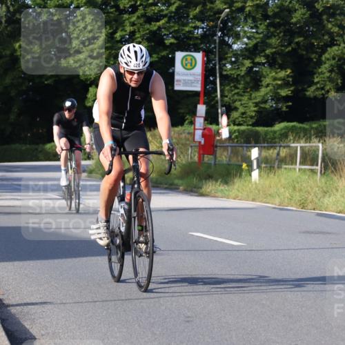 25.08.2024 - Elbe Triathlon Hamburg Fuchs,  Jonas http://msf.ph/oto/6865633 25.08.2024 09:24:24 Radfahren 295, 94, 420, 309, 186, 180 meine-sportfotos.de