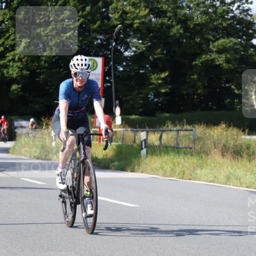 25.08.2024 - Elbe Triathlon Hamburg Fuchs,  Jonas http://msf.ph/oto/6865643 25.08.2024 10:54:06 Radfahren 1433, 734, 1521, 700, 760 meine-sportfotos.de