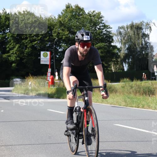 25.08.2024 - Elbe Triathlon Hamburg Fuchs,  Jonas http://msf.ph/oto/6865671 25.08.2024 10:54:09 Radfahren 734, 1521, 700, 760, 799, 1576 meine-sportfotos.de