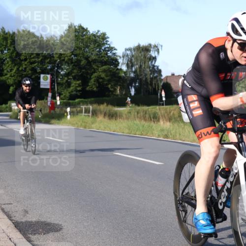 25.08.2024 - Elbe Triathlon Hamburg Fuchs,  Jonas http://msf.ph/oto/6865672 25.08.2024 09:24:26 Radfahren 295, 94, 420, 309, 186, 180 meine-sportfotos.de