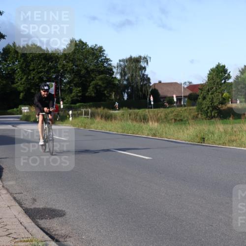 25.08.2024 - Elbe Triathlon Hamburg Fuchs,  Jonas http://msf.ph/oto/6865676 25.08.2024 09:24:26 Radfahren 295, 94, 420, 309, 186, 180 meine-sportfotos.de