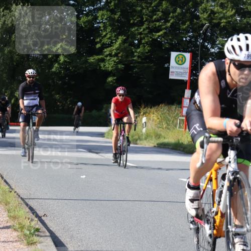 25.08.2024 - Elbe Triathlon Hamburg Fuchs,  Jonas http://msf.ph/oto/6865694 25.08.2024 10:54:14 Radfahren 760, 799, 1576, 608, 673, 795 meine-sportfotos.de