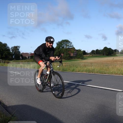 25.08.2024 - Elbe Triathlon Hamburg Fuchs,  Jonas http://msf.ph/oto/6865695 25.08.2024 09:24:27 Radfahren 94, 420, 309, 186, 180, 419 meine-sportfotos.de