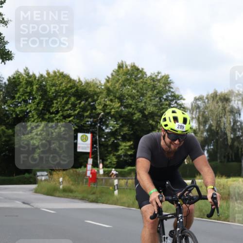 25.08.2024 - Elbe Triathlon Hamburg Fuchs,  Jonas http://msf.ph/oto/6865710 25.08.2024 10:09:51 Radfahren 387, 489, 414, 289 meine-sportfotos.de