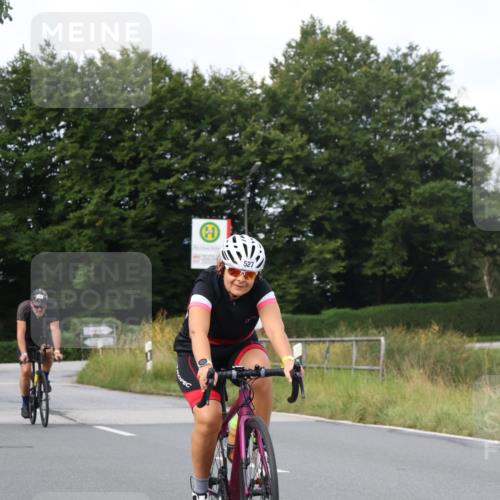 25.08.2024 - Elbe Triathlon Hamburg Fuchs,  Jonas http://msf.ph/oto/6865747 25.08.2024 10:10:19 Radfahren 427, 527, 415 meine-sportfotos.de