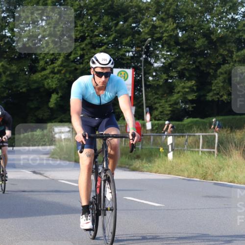 25.08.2024 - Elbe Triathlon Hamburg Fuchs,  Jonas http://msf.ph/oto/6865753 25.08.2024 09:24:38 Radfahren 419, 465, 205, 161, 160, 261, 248 meine-sportfotos.de