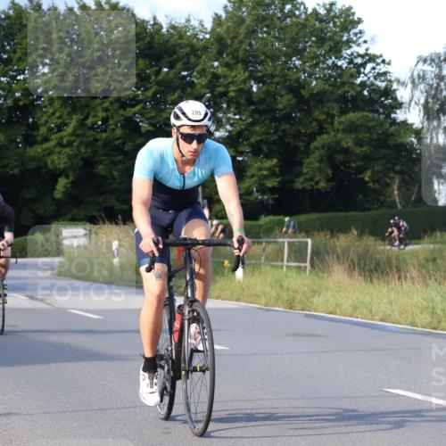 25.08.2024 - Elbe Triathlon Hamburg Fuchs,  Jonas http://msf.ph/oto/6865757 25.08.2024 09:24:38 Radfahren 419, 465, 205, 161, 160, 261, 248 meine-sportfotos.de