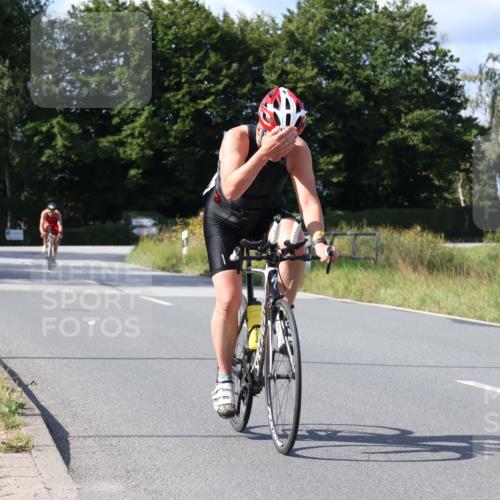 25.08.2024 - Elbe Triathlon Hamburg Fuchs,  Jonas http://msf.ph/oto/6865766 25.08.2024 10:54:21 Radfahren 1576, 608, 673, 795, 1596, 1609, 1529 meine-sportfotos.de