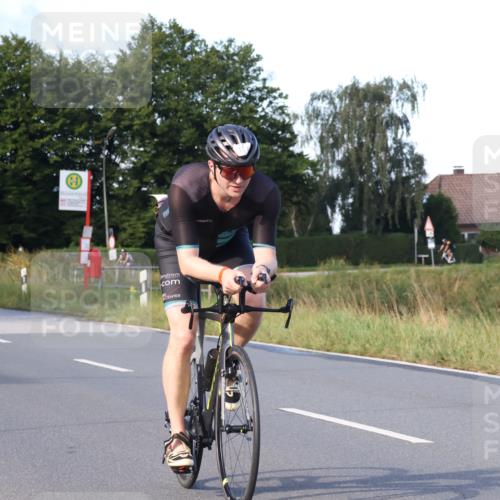 25.08.2024 - Elbe Triathlon Hamburg Fuchs,  Jonas http://msf.ph/oto/6865779 25.08.2024 09:24:39 Radfahren 419, 465, 205, 161, 160, 261, 248 meine-sportfotos.de