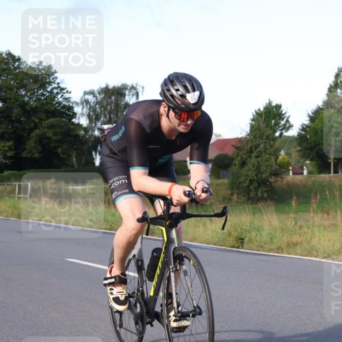 25.08.2024 - Elbe Triathlon Hamburg Fuchs,  Jonas http://msf.ph/oto/6865786 25.08.2024 09:24:40 Radfahren 465, 205, 161, 160, 261, 248 meine-sportfotos.de