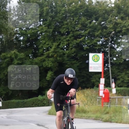 25.08.2024 - Elbe Triathlon Hamburg Fuchs,  Jonas http://msf.ph/oto/6865791 25.08.2024 10:10:26 Radfahren 415, 362, 498, 295 meine-sportfotos.de