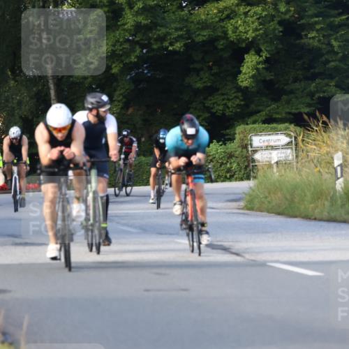 25.08.2024 - Elbe Triathlon Hamburg Fuchs,  Jonas http://msf.ph/oto/6865806 25.08.2024 09:24:42 Radfahren 205, 161, 160, 261, 248, 349, 236 meine-sportfotos.de