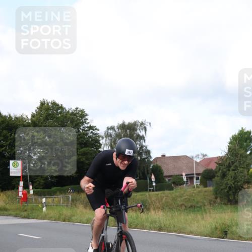 25.08.2024 - Elbe Triathlon Hamburg Fuchs,  Jonas http://msf.ph/oto/6865808 25.08.2024 10:10:27 Radfahren 362, 498, 295 meine-sportfotos.de