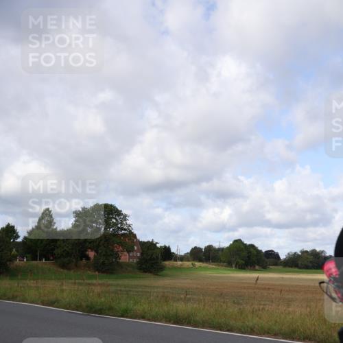 25.08.2024 - Elbe Triathlon Hamburg Fuchs,  Jonas http://msf.ph/oto/6865820 25.08.2024 10:10:28 Radfahren 362, 498, 295 meine-sportfotos.de