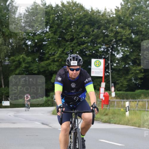 25.08.2024 - Elbe Triathlon Hamburg Fuchs,  Jonas http://msf.ph/oto/6865825 25.08.2024 10:10:40 Radfahren 331, 281 meine-sportfotos.de