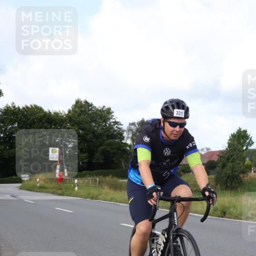25.08.2024 - Elbe Triathlon Hamburg Fuchs,  Jonas http://msf.ph/oto/6865841 25.08.2024 10:10:40 Radfahren 331, 281 meine-sportfotos.de