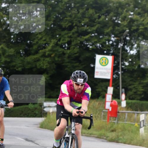 25.08.2024 - Elbe Triathlon Hamburg Fuchs,  Jonas http://msf.ph/oto/6865843 25.08.2024 10:10:46 Radfahren 281, 255 meine-sportfotos.de