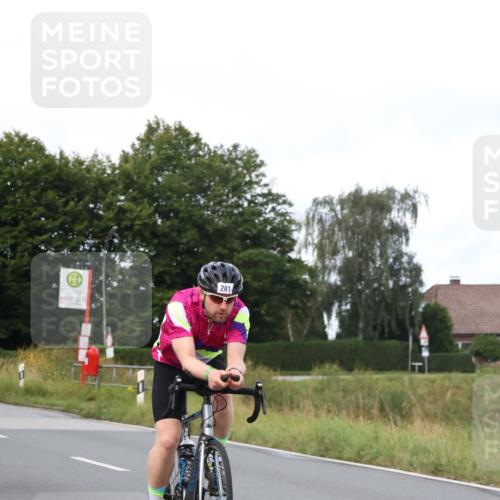 25.08.2024 - Elbe Triathlon Hamburg Fuchs,  Jonas http://msf.ph/oto/6865857 25.08.2024 10:10:47 Radfahren 281, 255, 421 meine-sportfotos.de