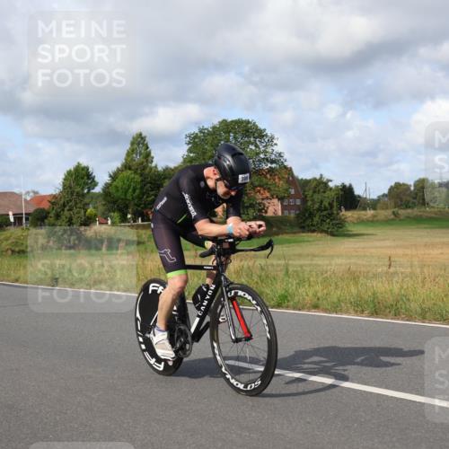 25.08.2024 - Elbe Triathlon Hamburg Fuchs,  Jonas http://msf.ph/oto/6865868 25.08.2024 10:11:13 Radfahren 405, 398 meine-sportfotos.de