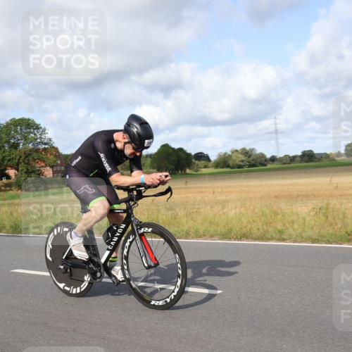 25.08.2024 - Elbe Triathlon Hamburg Fuchs,  Jonas http://msf.ph/oto/6865872 25.08.2024 10:11:14 Radfahren 405, 398 meine-sportfotos.de