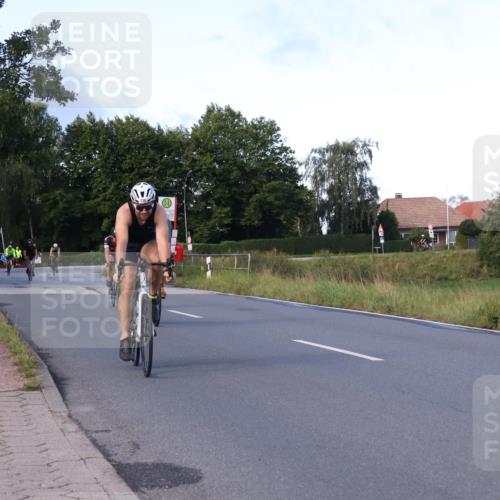 25.08.2024 - Elbe Triathlon Hamburg Fuchs,  Jonas http://msf.ph/oto/6865877 25.08.2024 09:24:48 Radfahren 160, 261, 248, 349, 236, 262, 414, 338, 237, 408 meine-sportfotos.de