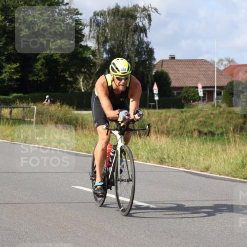 25.08.2024 - Elbe Triathlon Hamburg Fuchs,  Jonas http://msf.ph/oto/6865879 25.08.2024 10:11:25 Radfahren 434, 408, 530 meine-sportfotos.de