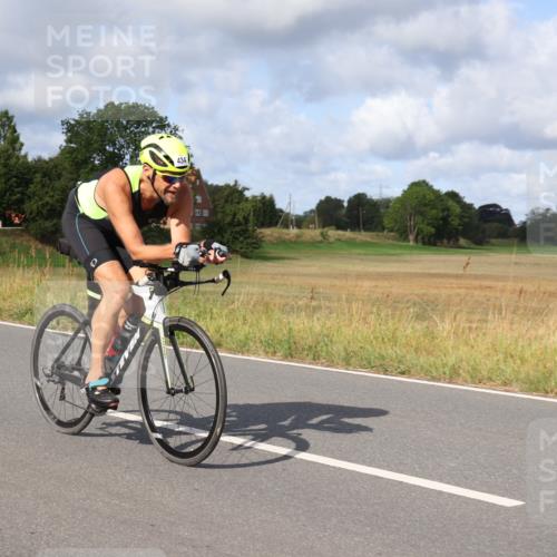 25.08.2024 - Elbe Triathlon Hamburg Fuchs,  Jonas http://msf.ph/oto/6865897 25.08.2024 10:11:25 Radfahren 434, 408, 530 meine-sportfotos.de