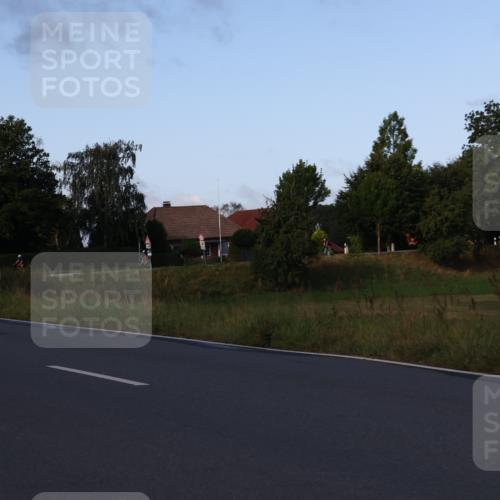 25.08.2024 - Elbe Triathlon Hamburg Fuchs,  Jonas http://msf.ph/oto/6865911 25.08.2024 09:24:50 Radfahren 160, 261, 248, 349, 236, 262, 414, 338, 237, 408 meine-sportfotos.de