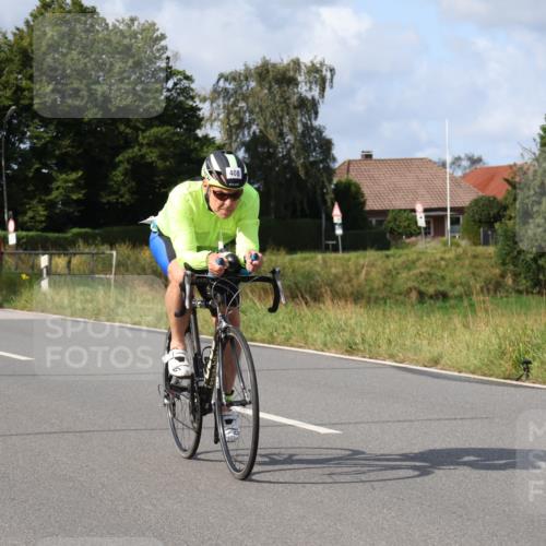 25.08.2024 - Elbe Triathlon Hamburg Fuchs,  Jonas http://msf.ph/oto/6865913 25.08.2024 10:11:29 Radfahren 434, 408, 530, 430, 213 meine-sportfotos.de