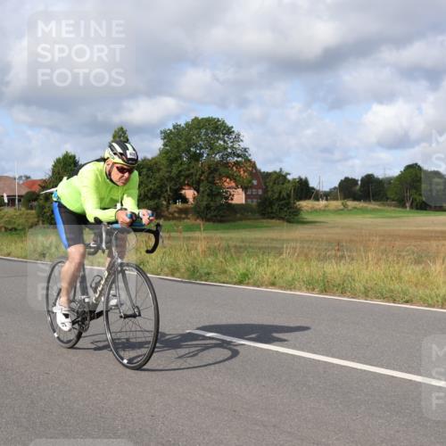 25.08.2024 - Elbe Triathlon Hamburg Fuchs,  Jonas http://msf.ph/oto/6865927 25.08.2024 10:11:30 Radfahren 434, 408, 530, 430, 213 meine-sportfotos.de