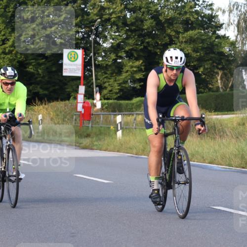 25.08.2024 - Elbe Triathlon Hamburg Fuchs,  Jonas http://msf.ph/oto/6865933 25.08.2024 09:24:53 Radfahren 349, 236, 262, 414, 338, 237, 408 meine-sportfotos.de