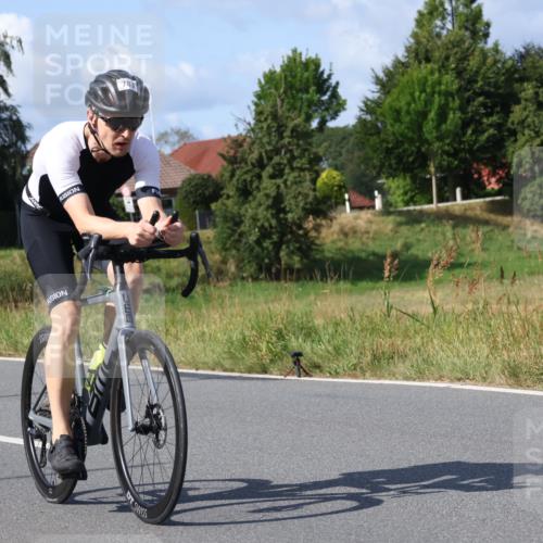25.08.2024 - Elbe Triathlon Hamburg Fuchs,  Jonas http://msf.ph/oto/6865970 25.08.2024 10:54:44 Radfahren 1533, 1486, 1545, 1563, 783, 1510 meine-sportfotos.de