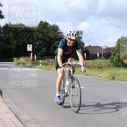 25.08.2024 - Elbe Triathlon Hamburg Fuchs,  Jonas http://msf.ph/oto/6865983 25.08.2024 10:11:36 Radfahren 530, 430, 213, 370 meine-sportfotos.de