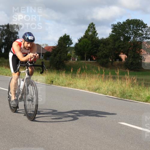 25.08.2024 - Elbe Triathlon Hamburg Fuchs,  Jonas http://msf.ph/oto/6866004 25.08.2024 10:11:43 Radfahren 370 meine-sportfotos.de