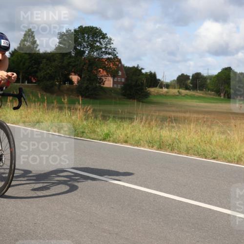 25.08.2024 - Elbe Triathlon Hamburg Fuchs,  Jonas http://msf.ph/oto/6866008 25.08.2024 10:11:43 Radfahren 370 meine-sportfotos.de