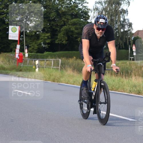 25.08.2024 - Elbe Triathlon Hamburg Fuchs,  Jonas http://msf.ph/oto/6866086 25.08.2024 09:25:15 Radfahren 303, 426, 415, 226, 43 meine-sportfotos.de