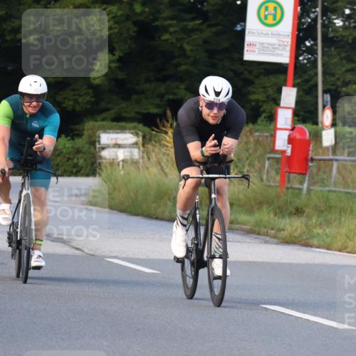 25.08.2024 - Elbe Triathlon Hamburg Fuchs,  Jonas http://msf.ph/oto/6866096 25.08.2024 09:25:18 Radfahren 426, 415, 226, 43, 121 meine-sportfotos.de