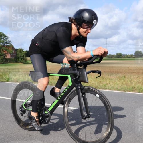 25.08.2024 - Elbe Triathlon Hamburg Fuchs,  Jonas http://msf.ph/oto/6866110 25.08.2024 10:12:01 Radfahren 333 meine-sportfotos.de