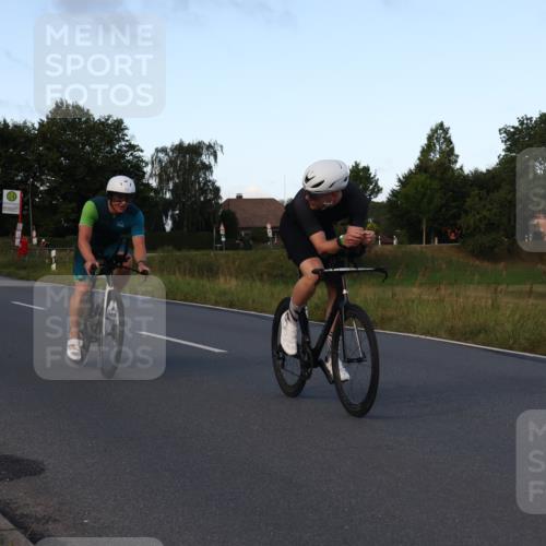25.08.2024 - Elbe Triathlon Hamburg Fuchs,  Jonas http://msf.ph/oto/6866130 25.08.2024 09:25:19 Radfahren 415, 226, 43, 121 meine-sportfotos.de