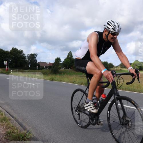 25.08.2024 - Elbe Triathlon Hamburg Fuchs,  Jonas http://msf.ph/oto/6866161 25.08.2024 10:12:21 Radfahren 420, 545, 378 meine-sportfotos.de
