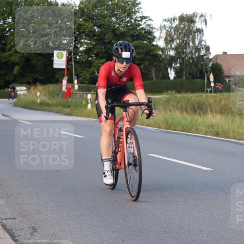 25.08.2024 - Elbe Triathlon Hamburg Fuchs,  Jonas http://msf.ph/oto/6866163 25.08.2024 09:25:23 Radfahren 226, 43, 121, 122, 58 meine-sportfotos.de