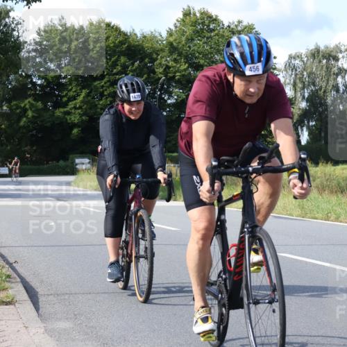 25.08.2024 - Elbe Triathlon Hamburg Fuchs,  Jonas http://msf.ph/oto/6866165 25.08.2024 10:55:11 Radfahren 1595, 456, 1478 meine-sportfotos.de