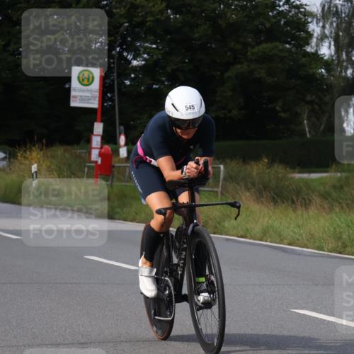25.08.2024 - Elbe Triathlon Hamburg Fuchs,  Jonas http://msf.ph/oto/6866167 25.08.2024 10:12:23 Radfahren 420, 545, 378, 452, 269 meine-sportfotos.de