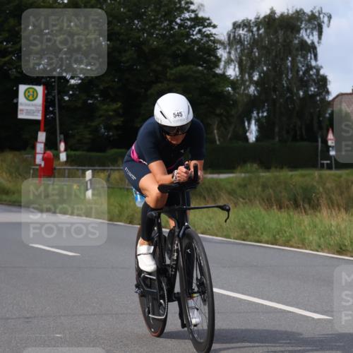 25.08.2024 - Elbe Triathlon Hamburg Fuchs,  Jonas http://msf.ph/oto/6866170 25.08.2024 10:12:23 Radfahren 420, 545, 378, 452, 269 meine-sportfotos.de