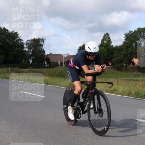 25.08.2024 - Elbe Triathlon Hamburg Fuchs,  Jonas http://msf.ph/oto/6866180 25.08.2024 10:12:24 Radfahren 420, 545, 378, 452, 269 meine-sportfotos.de