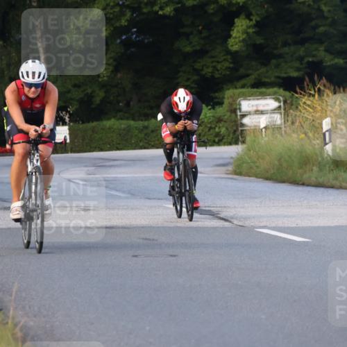 25.08.2024 - Elbe Triathlon Hamburg Fuchs,  Jonas http://msf.ph/oto/6866182 25.08.2024 09:25:26 Radfahren 121, 122, 58, 363 meine-sportfotos.de
